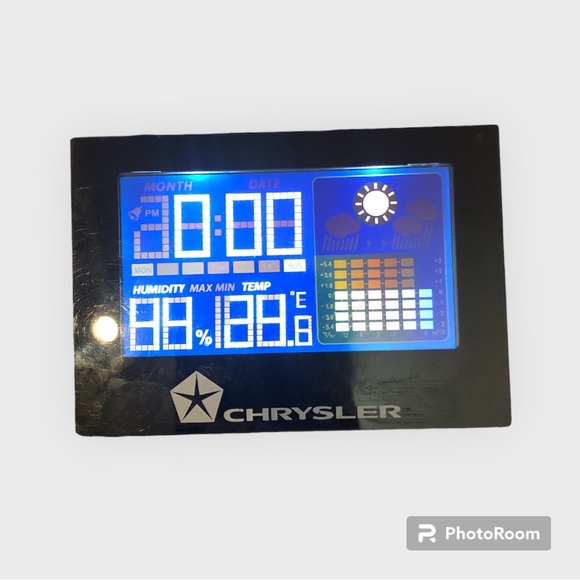 Digital Humidity Temperature Sensor LED Screen Clock Tool Chrysler Branded. - Picture 4 of 4